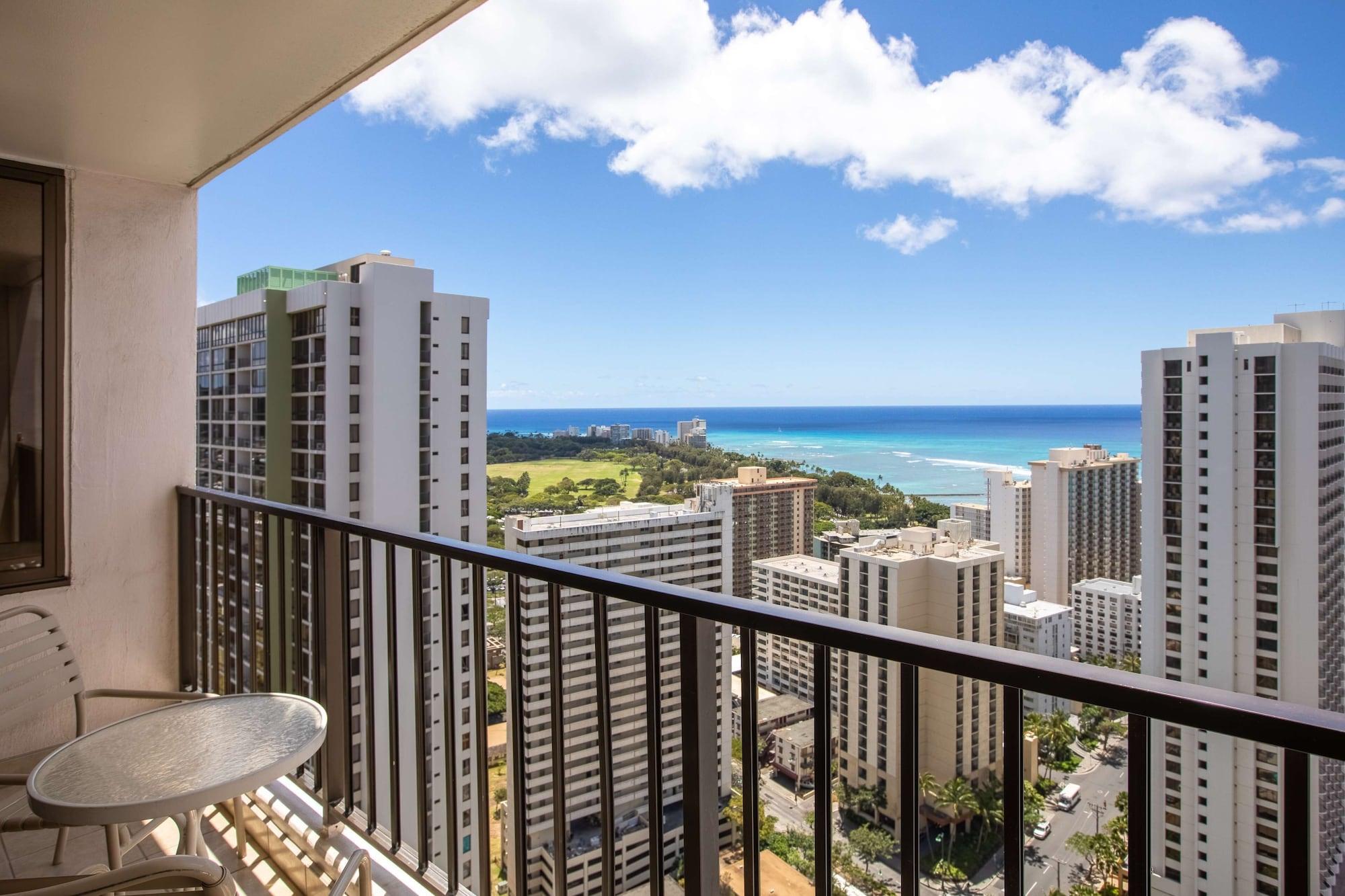 Aparthotel Aston At The Waikiki Banyan Honolulu Exterior foto