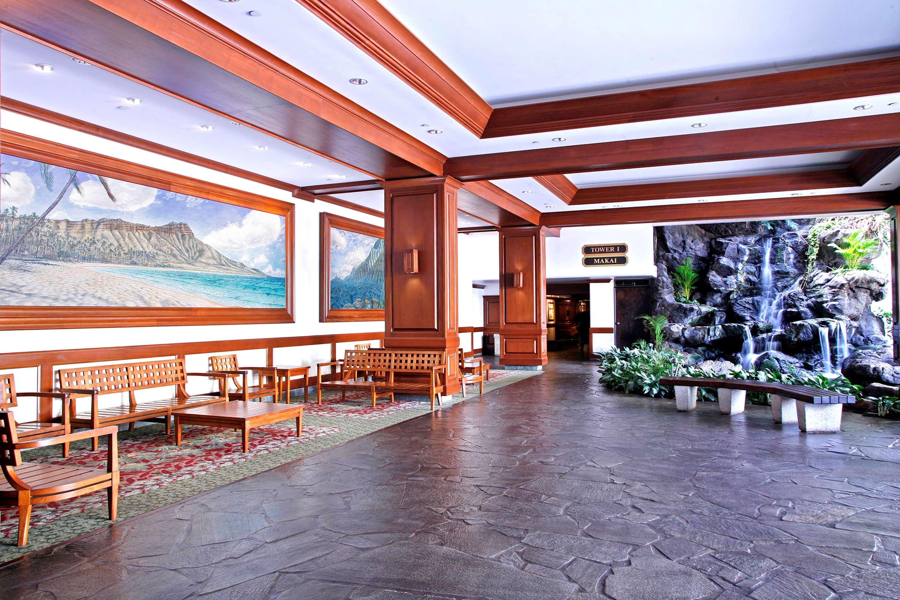 Aparthotel Aston At The Waikiki Banyan Honolulu Exterior foto