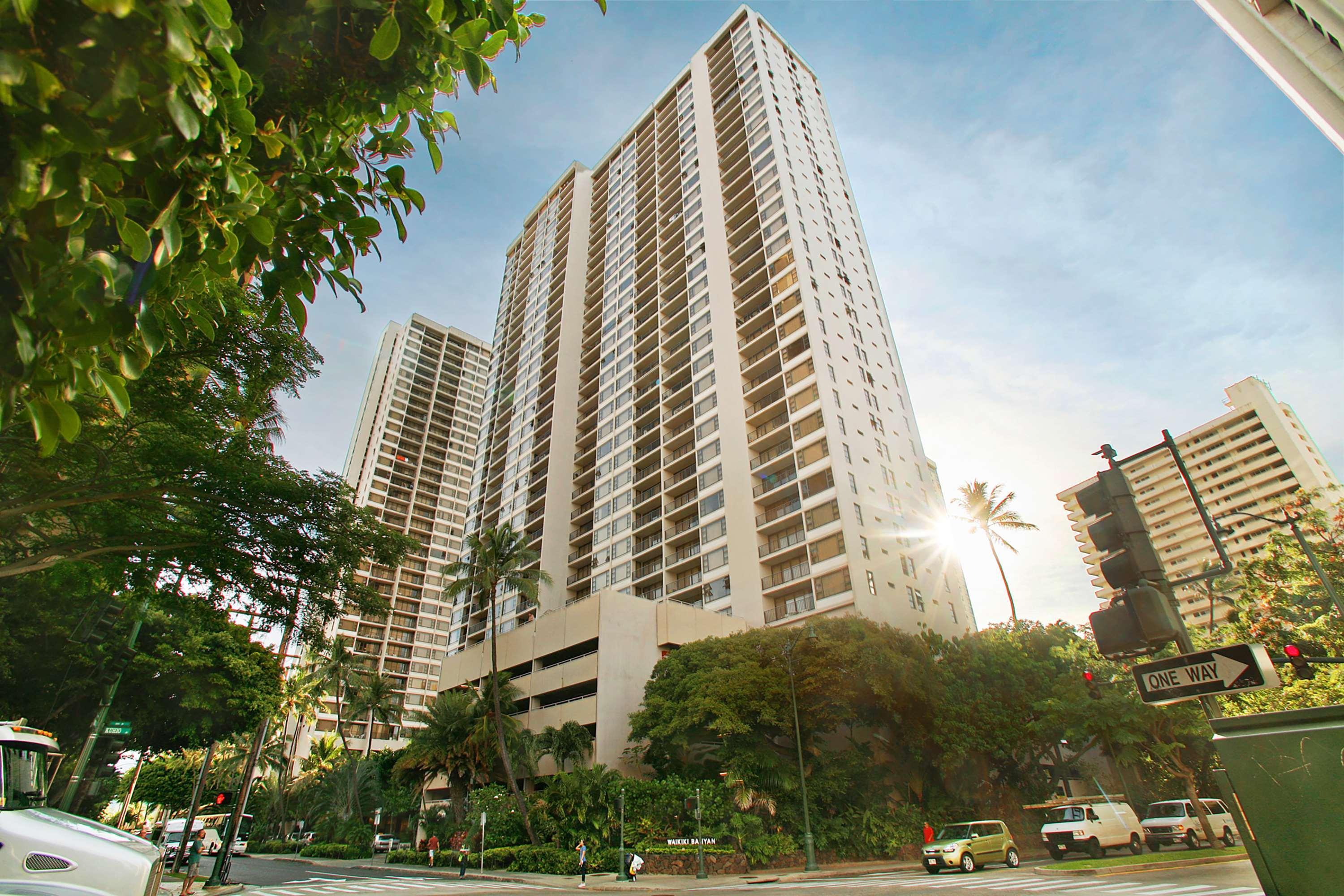 Aparthotel Aston At The Waikiki Banyan Honolulu Exterior foto