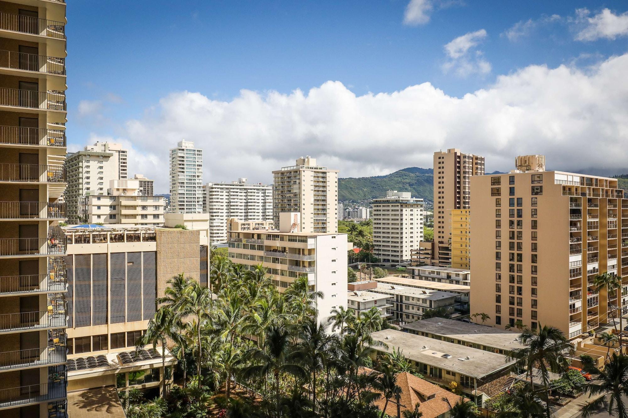 Aparthotel Aston At The Waikiki Banyan Honolulu Exterior foto